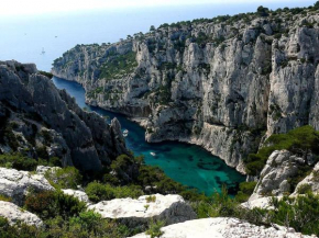T3 vue mer calme à la Madrague